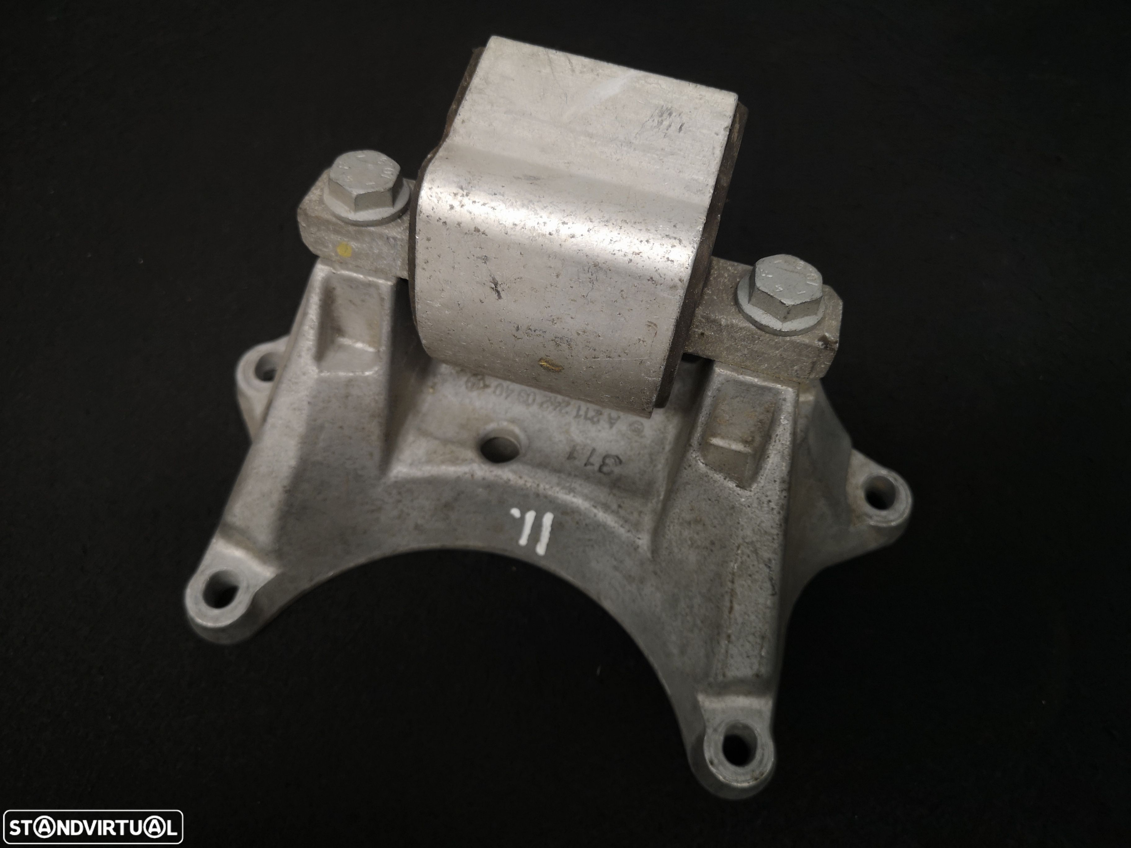 Apoio de caixa de velocidades Mercedes class c e W204 w212 2010+ (3x no estoque) - 1