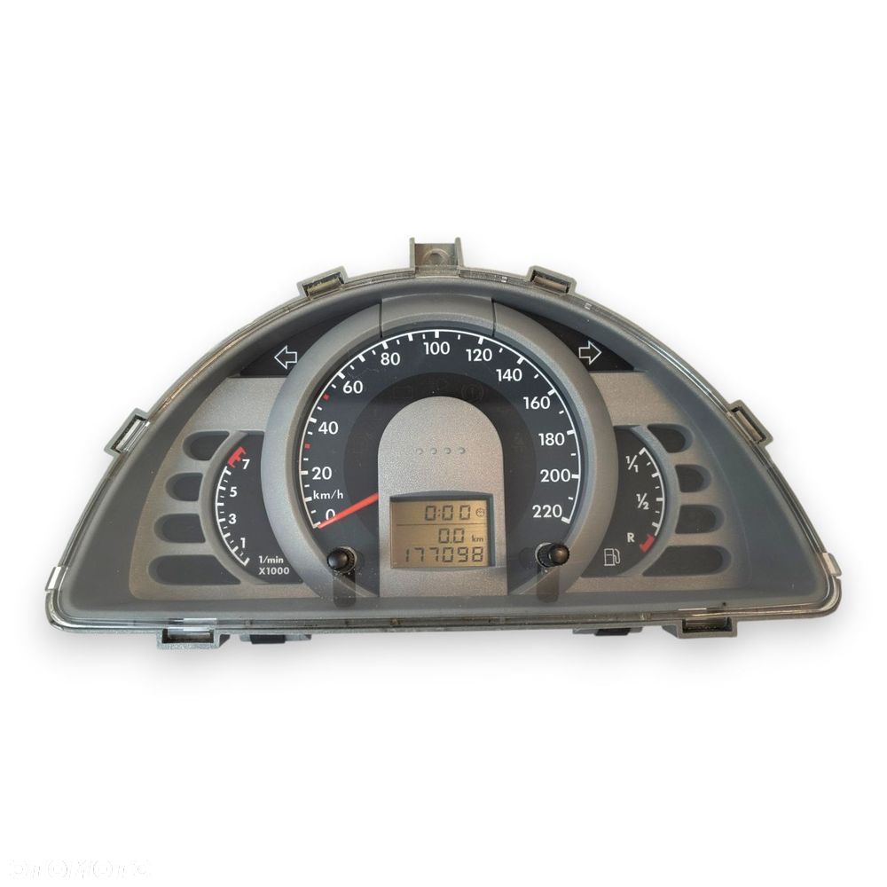 LICZNIK ZEGARY VW Fox 1.2 6V 1.4 8V Benzyna 177 098km europa - 1