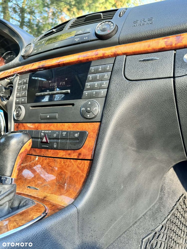 Mercedes-Benz Klasa E 320 CDI Elegance - 15