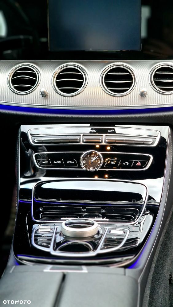 Mercedes-Benz Klasa E 220 d 9G-TRONIC - 9