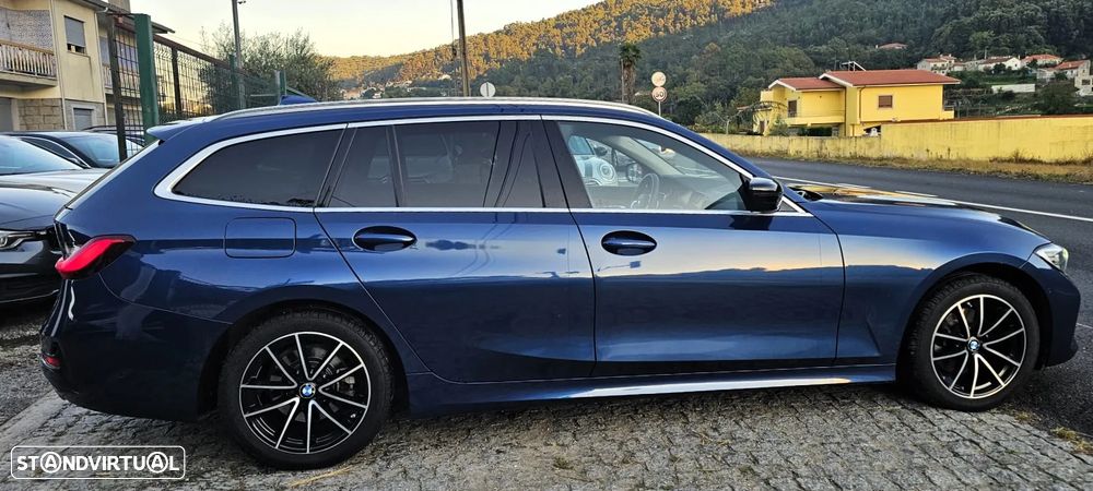 BMW 320 d Aut. Sport Line - 32