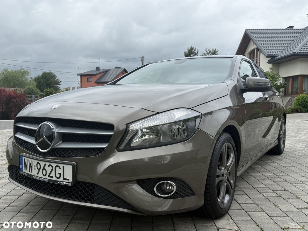 Mercedes-Benz Klasa A 180 (BlueEFFICIENCY) 7G-DCT Urban - 32