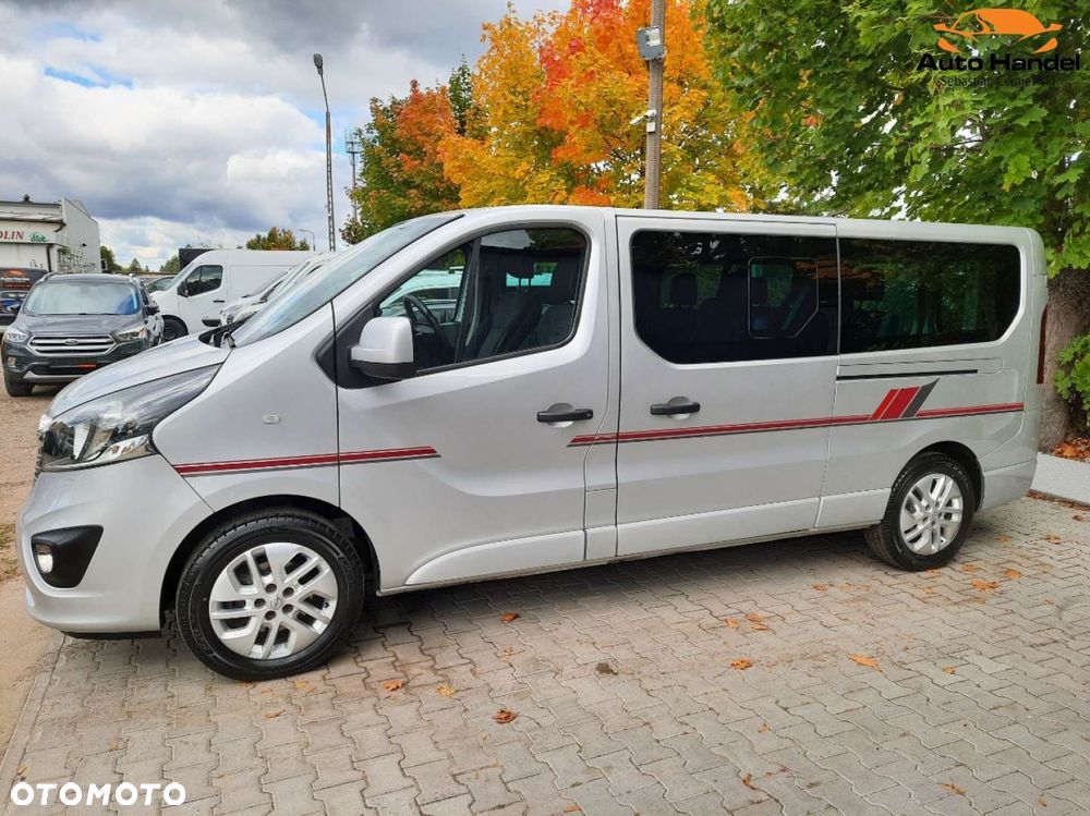 Opel Vivaro - 10