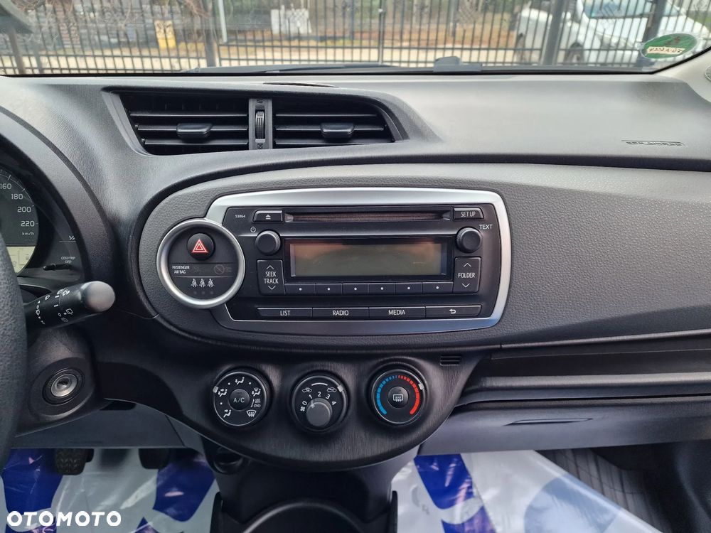 Toyota Yaris 1.33 Active - 19
