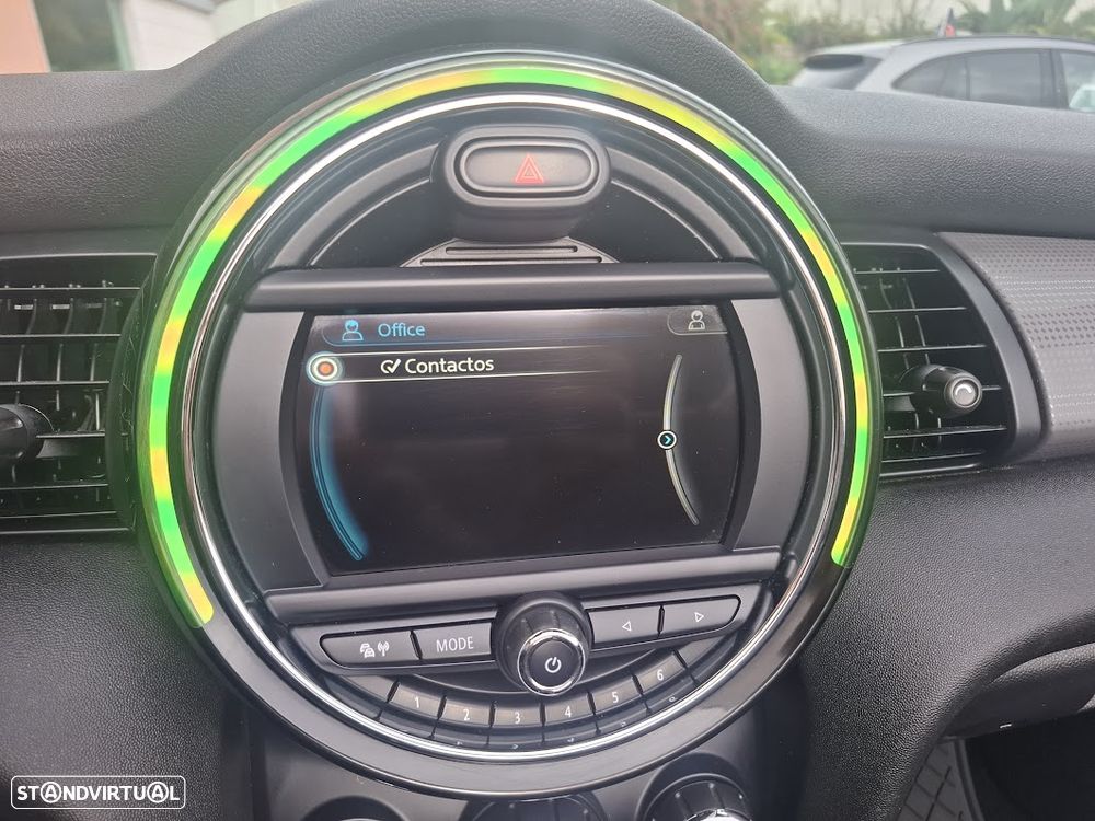 MINI Cabrio Cooper Essential - 18