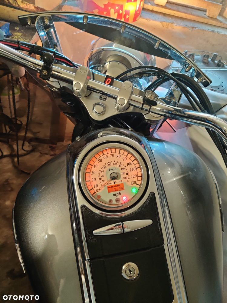 Suzuki VL 1500 Intruder LC - Boulevard C90 - 4