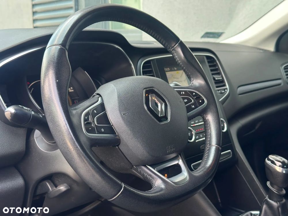 Renault Megane 1.6 SCe Limited - 15