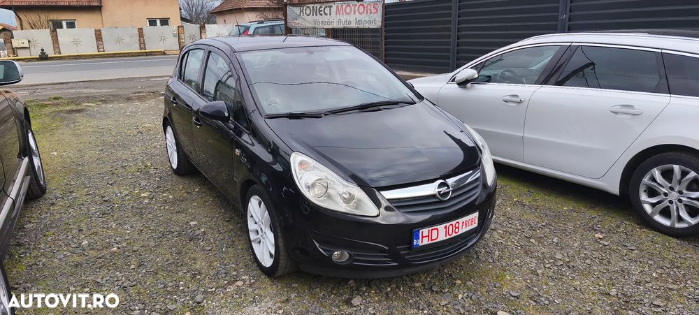 Opel Corsa 1.3 CDTI Cosmo - 1