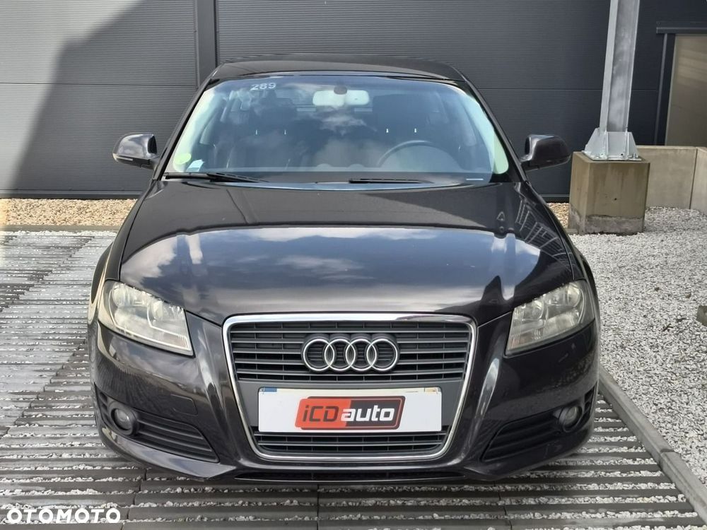 Audi A3 Sportback - 2
