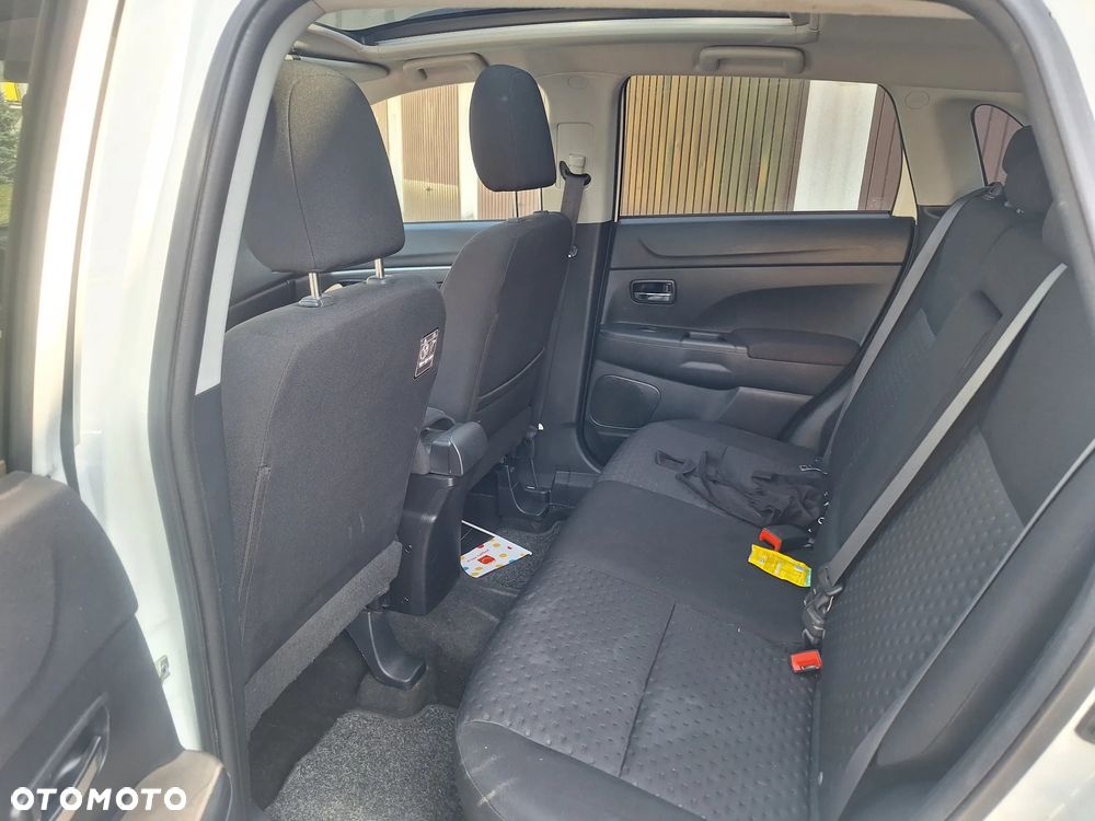 Mitsubishi ASX - 8