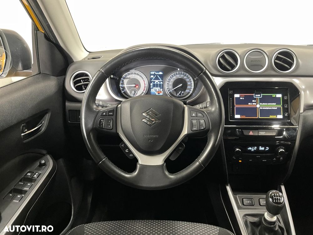 Suzuki Vitara 1.4 Boosterjet MHEV Passion - 7