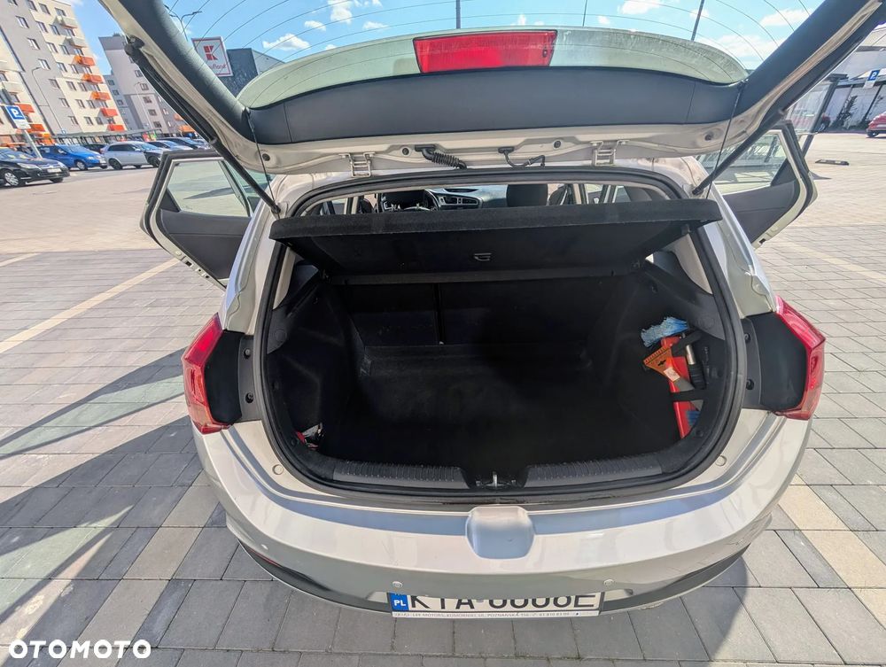Kia Ceed 1.6 CRDi M - 11