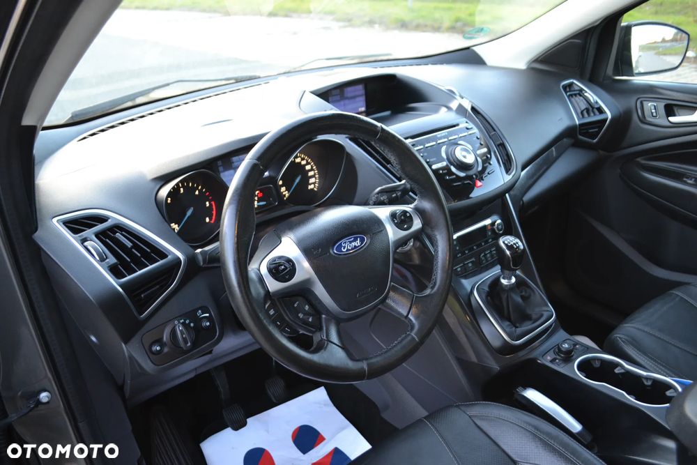 Ford Kuga 2.0 TDCi 4x4 Titanium - 17