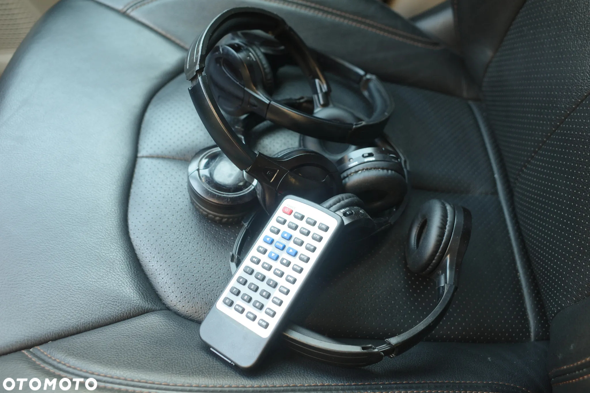 Chrysler Pacifica - 21