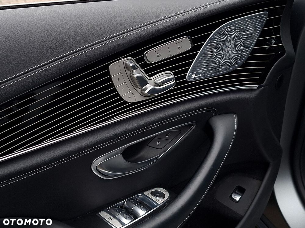 Mercedes-Benz CLS - 19