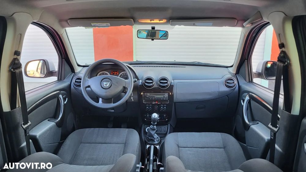 Dacia Duster 1.6 4x4 Ambiance - 26