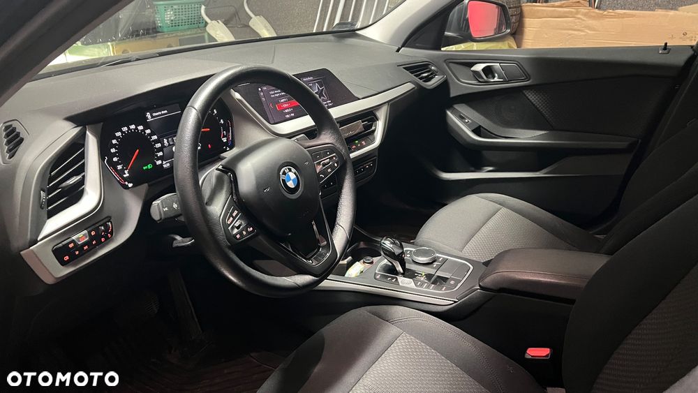 BMW Seria 1 118i - 10