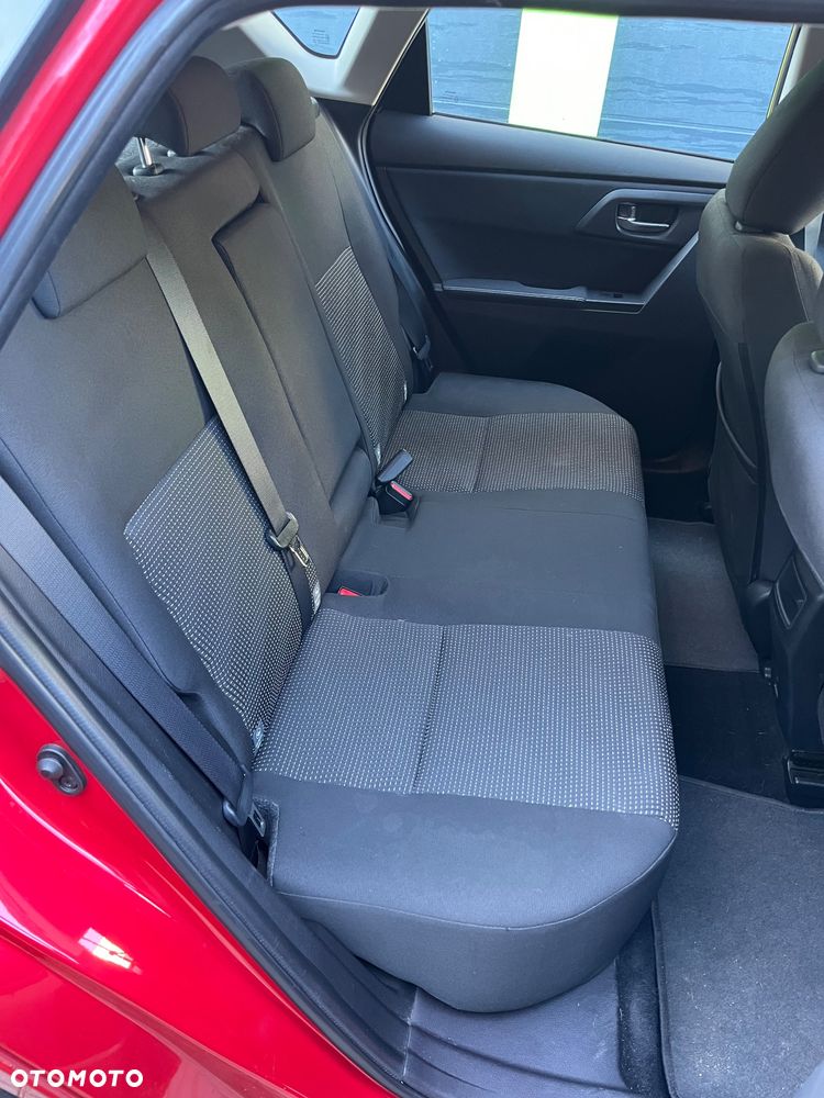 Toyota Auris 1.4 D-4D Travel - 10