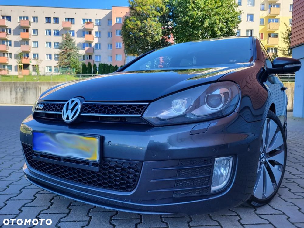 Volkswagen Golf 2.0 TDI DPF DSG GTD - 4