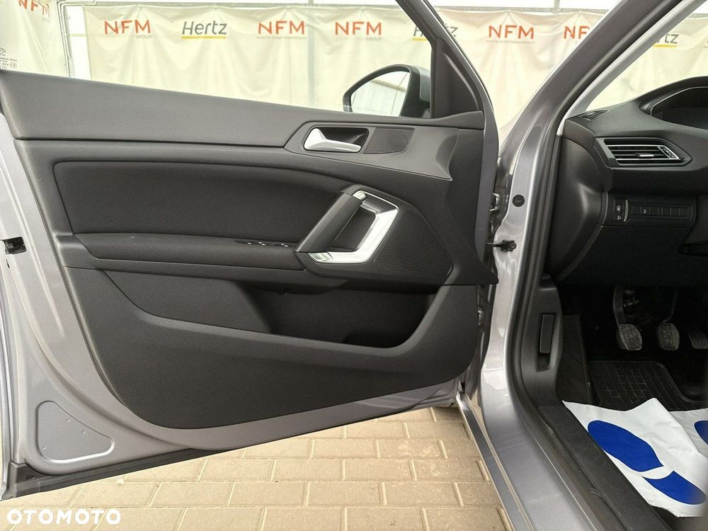Peugeot 308 - 11