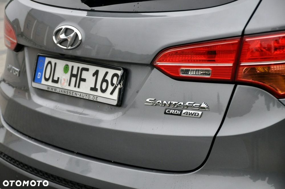 Hyundai Santa Fe - 16