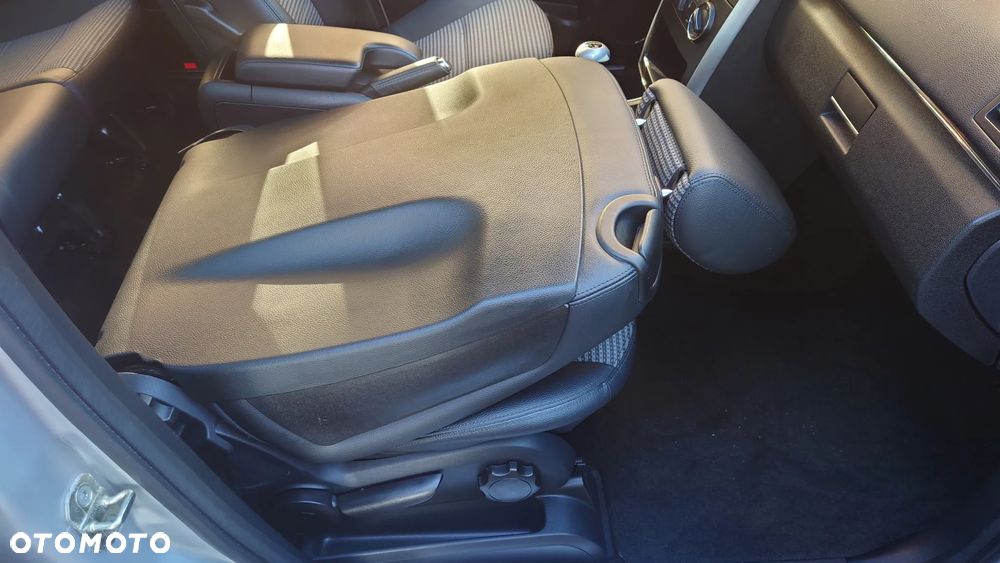 Mercedes-Benz Klasa B - 28