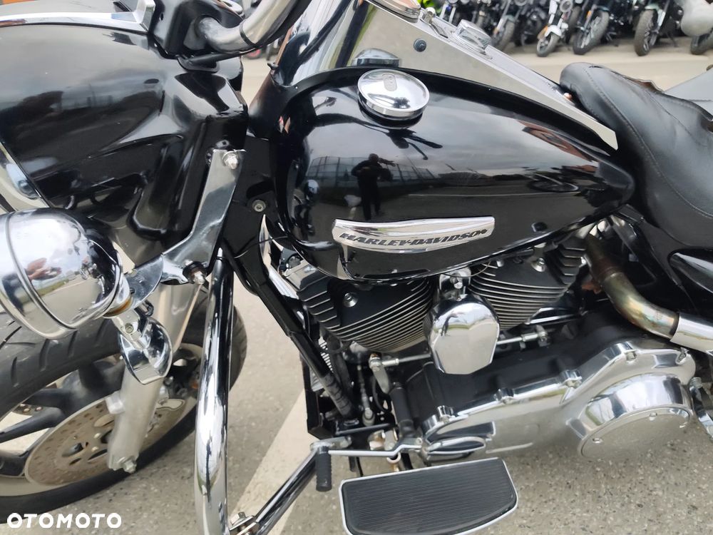 Harley-Davidson Touring Road King - 29