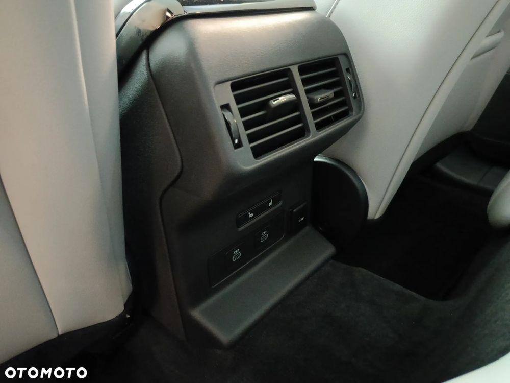 Land Rover Range Rover Velar 2.0 P400e PHEV Dynamic SE - 36