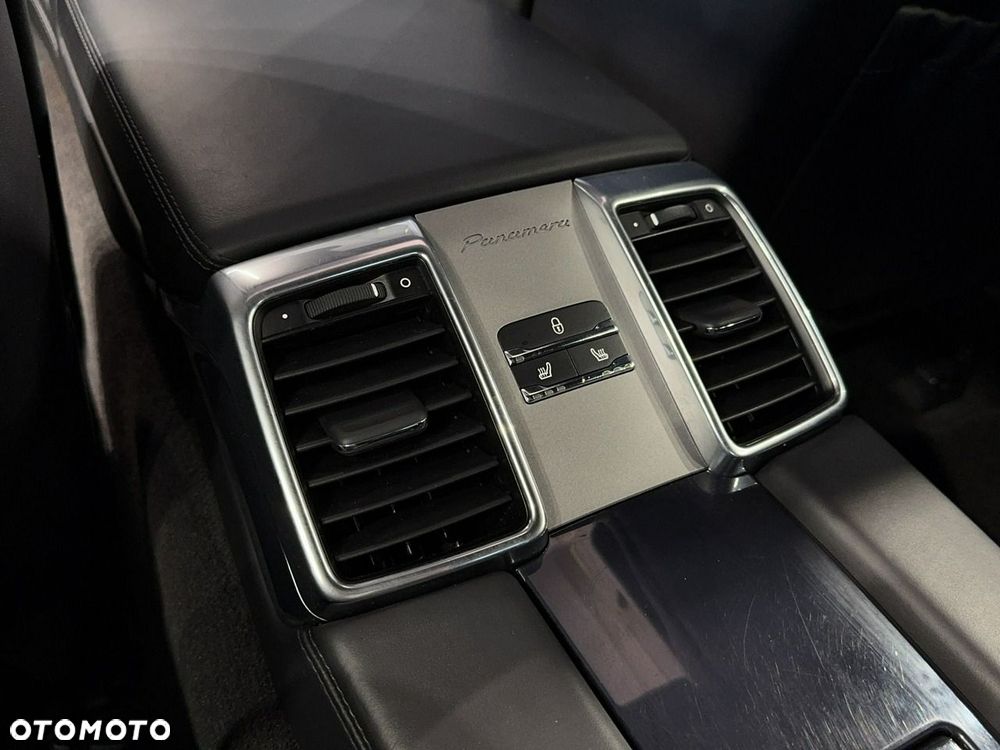Porsche Panamera Diesel - 17