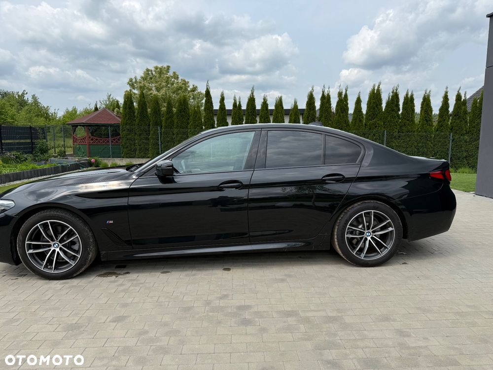 BMW Seria 5 520d M Sport sport - 8