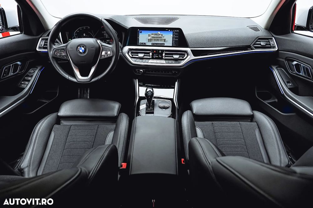 BMW Seria 3 318i Aut. Luxury Line - 2