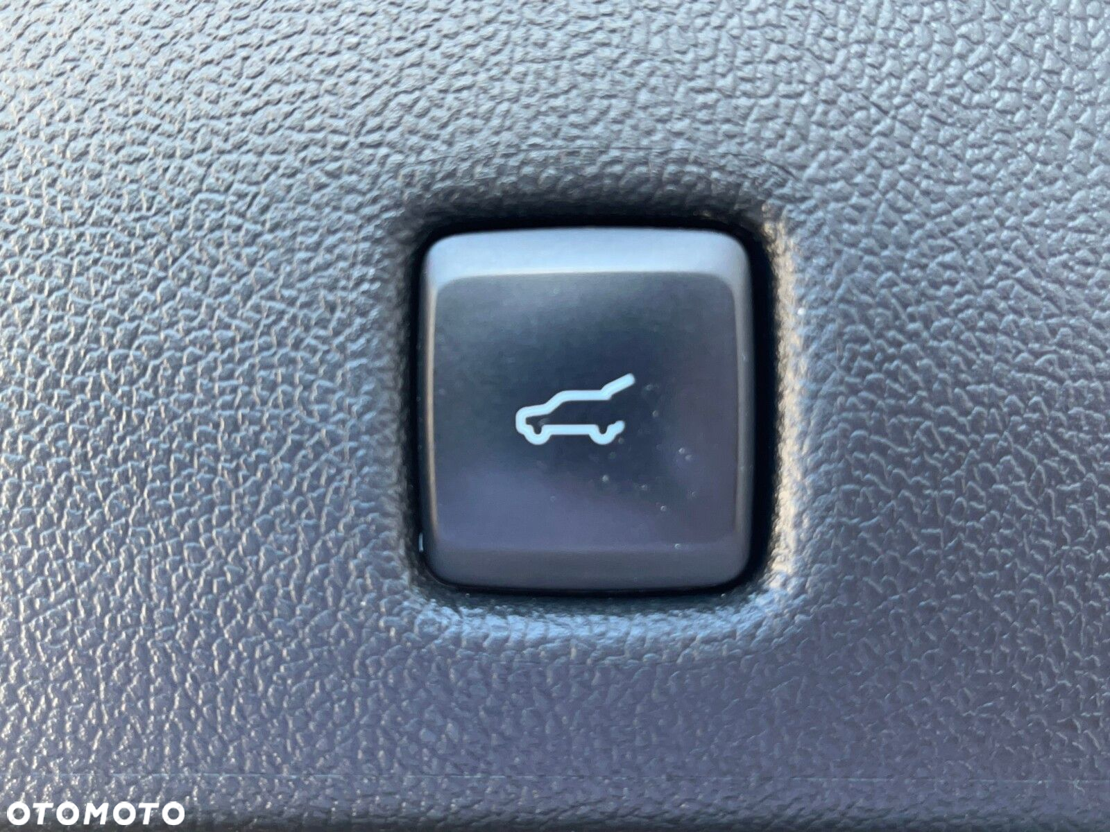 Ford Kuga - 36