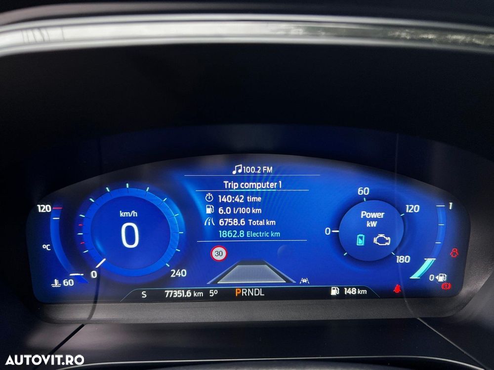 Ford Kuga 2.5 Duratec FHEV FWD ST Line - 8