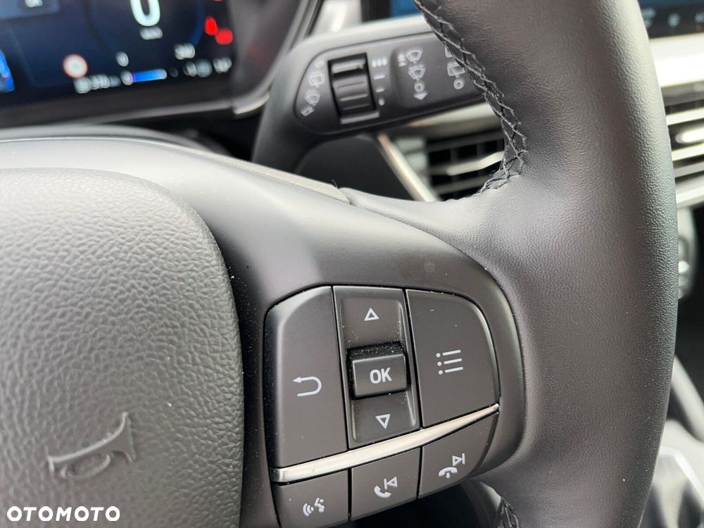 Ford Focus 1.0 EcoBoost Titanium - 26