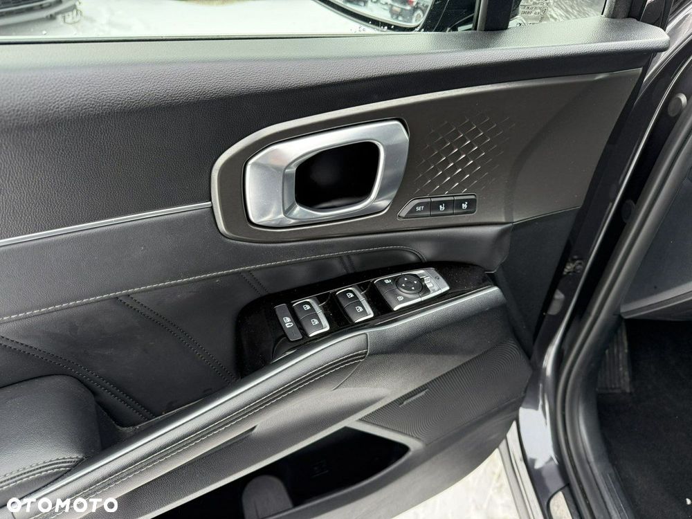 Kia Sorento 1.6 T-GDI HEV Prestige Line - 22