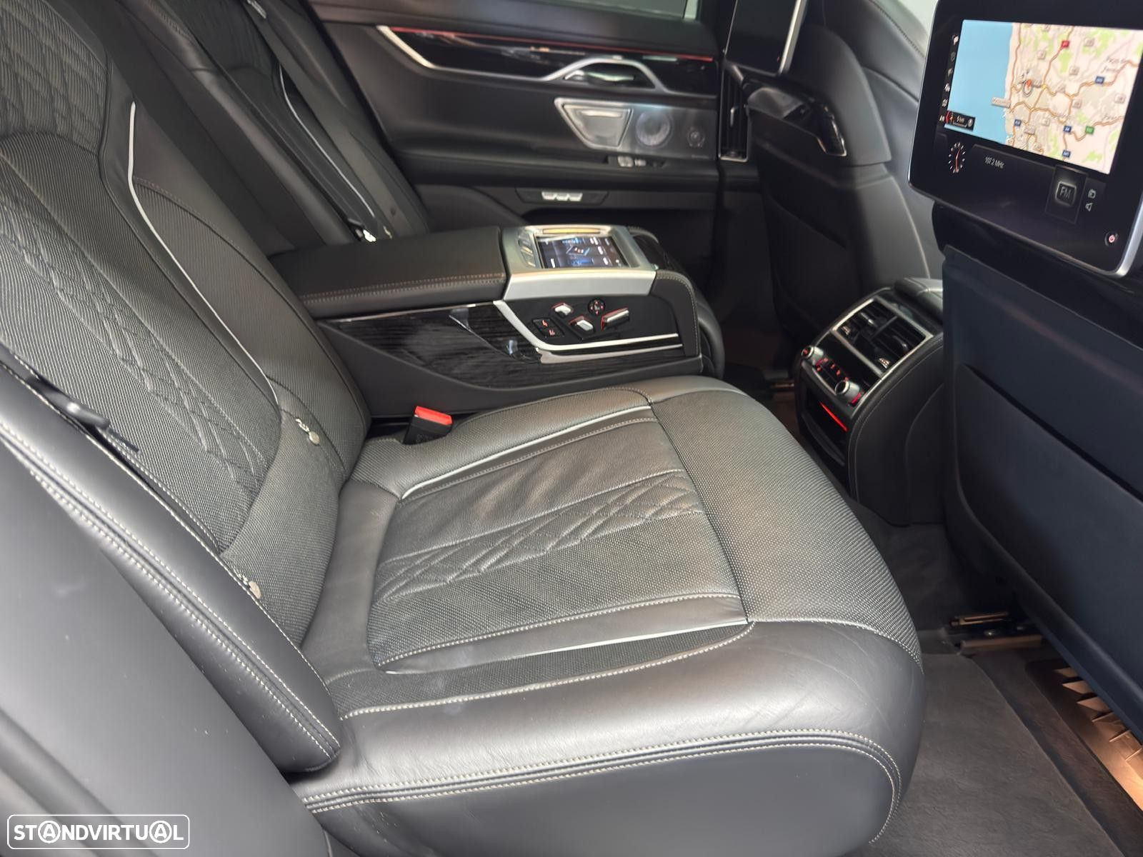 BMW 740 d xDrive Pack M - 51