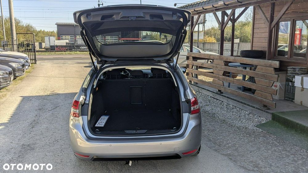 Peugeot 308 - 36
