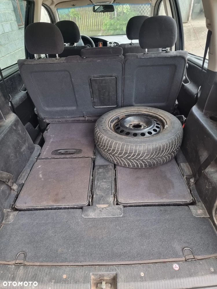 Opel Zafira - 8