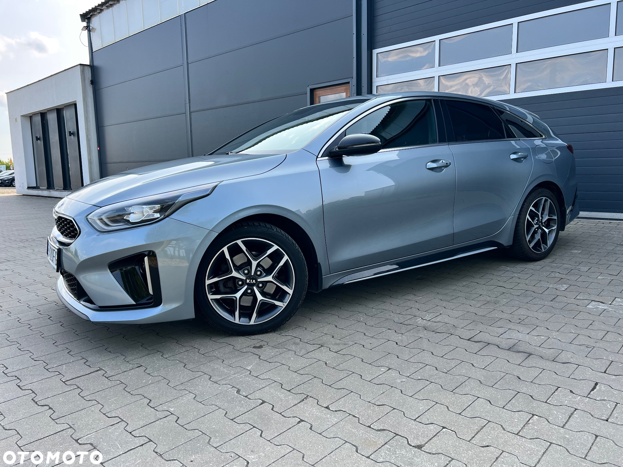 Kia ProCeed 1.6 CRDi GT Line DCT - 3
