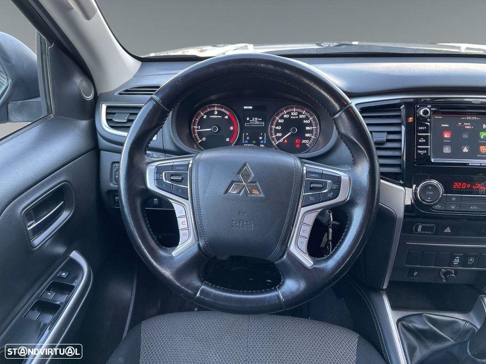 Mitsubishi L200 2.3 DI-D Strakar CD Connect Edition 4WD - 13