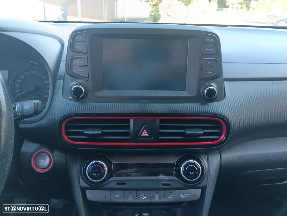 Hyundai Kauai 1.0 T-GDi Premium Pele/Tec.Vermelho - 11