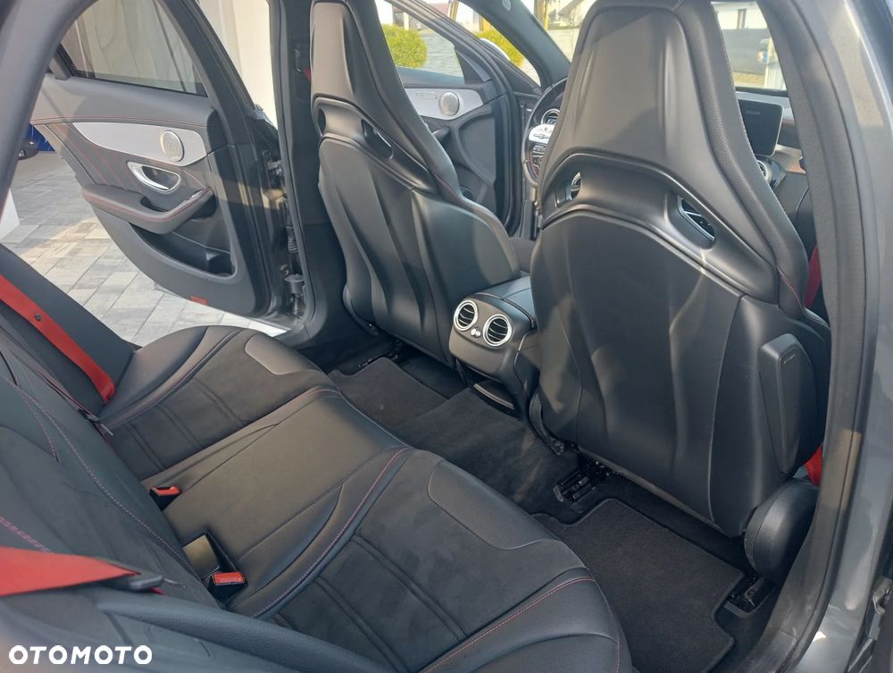 Mercedes-Benz Klasa C AMG 43 4Matic AMG TCT 9G - 22