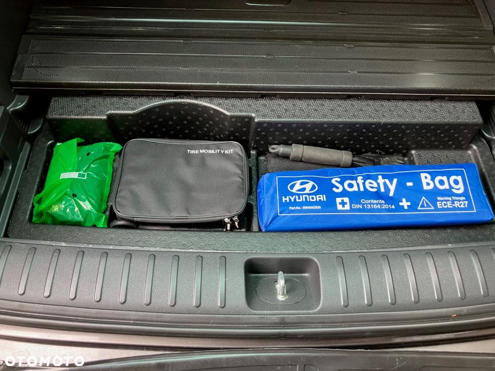 Hyundai Tucson 1.6 CRDi 48V-Hybrid 4WD DCT Prime - 11