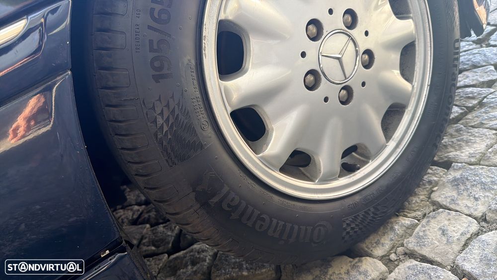 Mercedes-Benz C 180 Elegance - 3