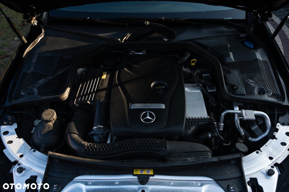 Mercedes-Benz Klasa C 200 7G-TRONIC Edition 1 - 31