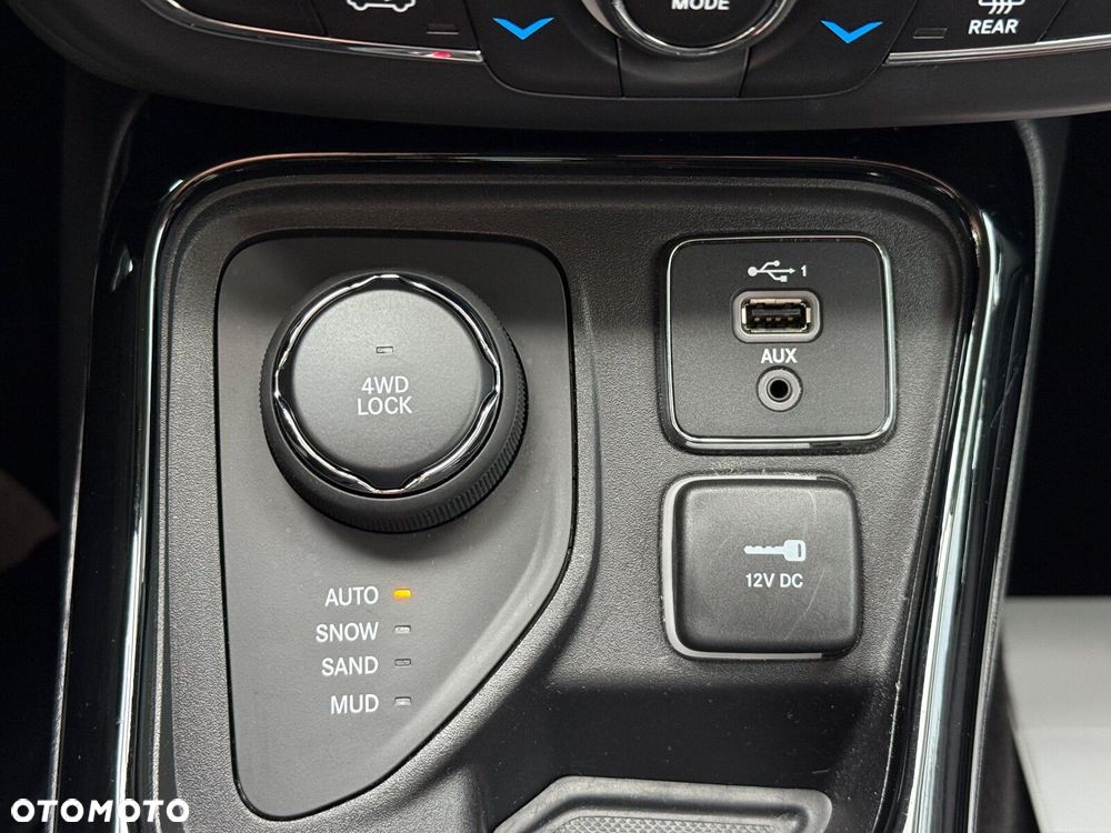 Jeep Compass 1.4 TMair Limited 4WD S&S - 29