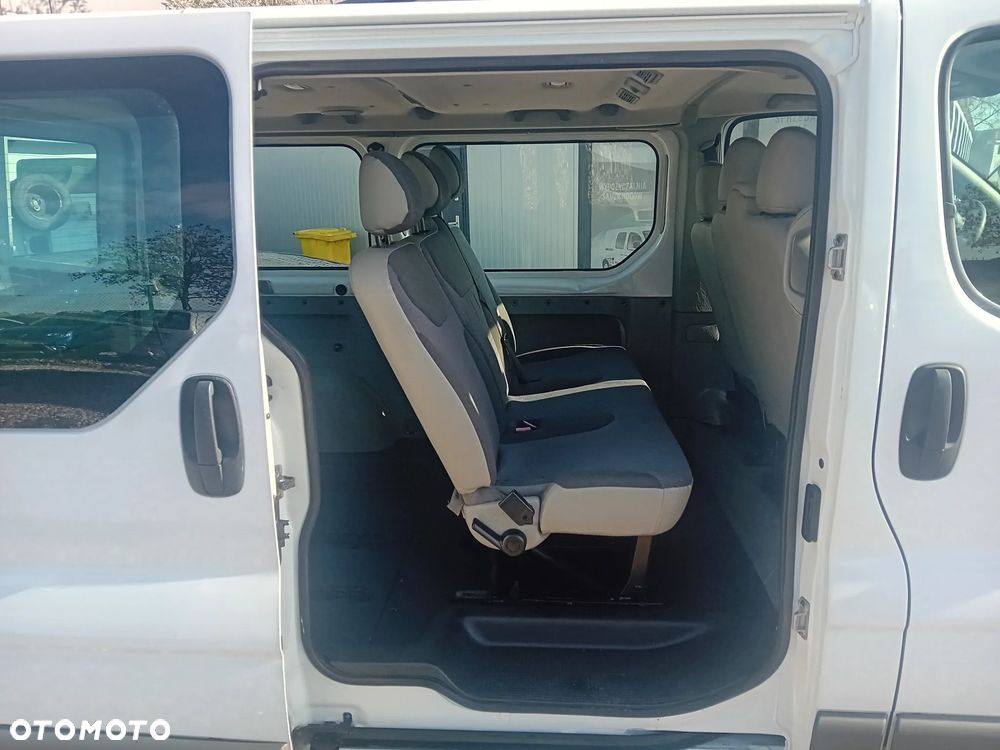 Renault Trafic - 13