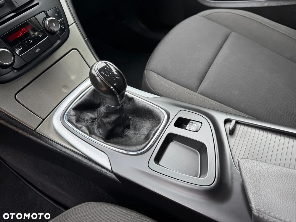 Opel Insignia 1.6 Turbo Cosmo - 16