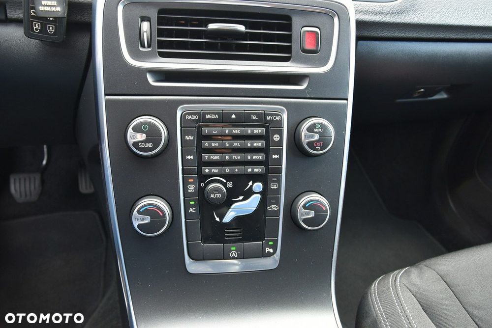 Volvo V60 D2 Kinetic - 10