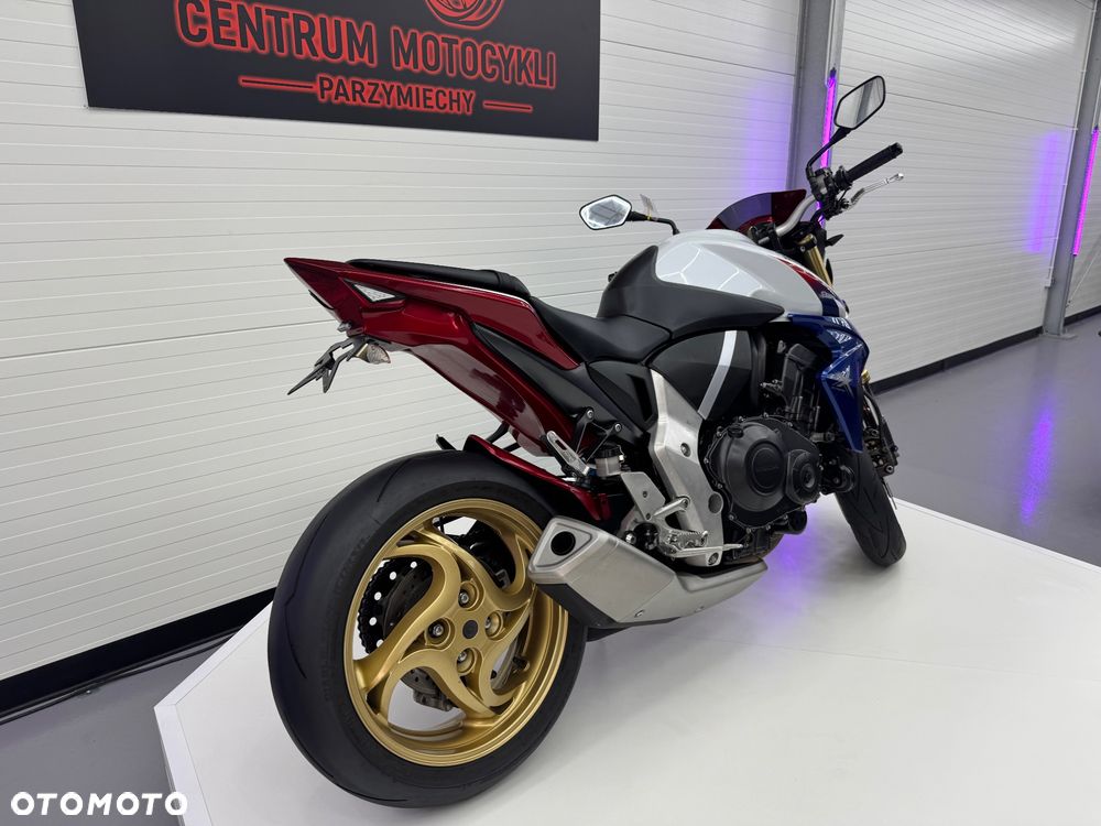 Honda CB - 4